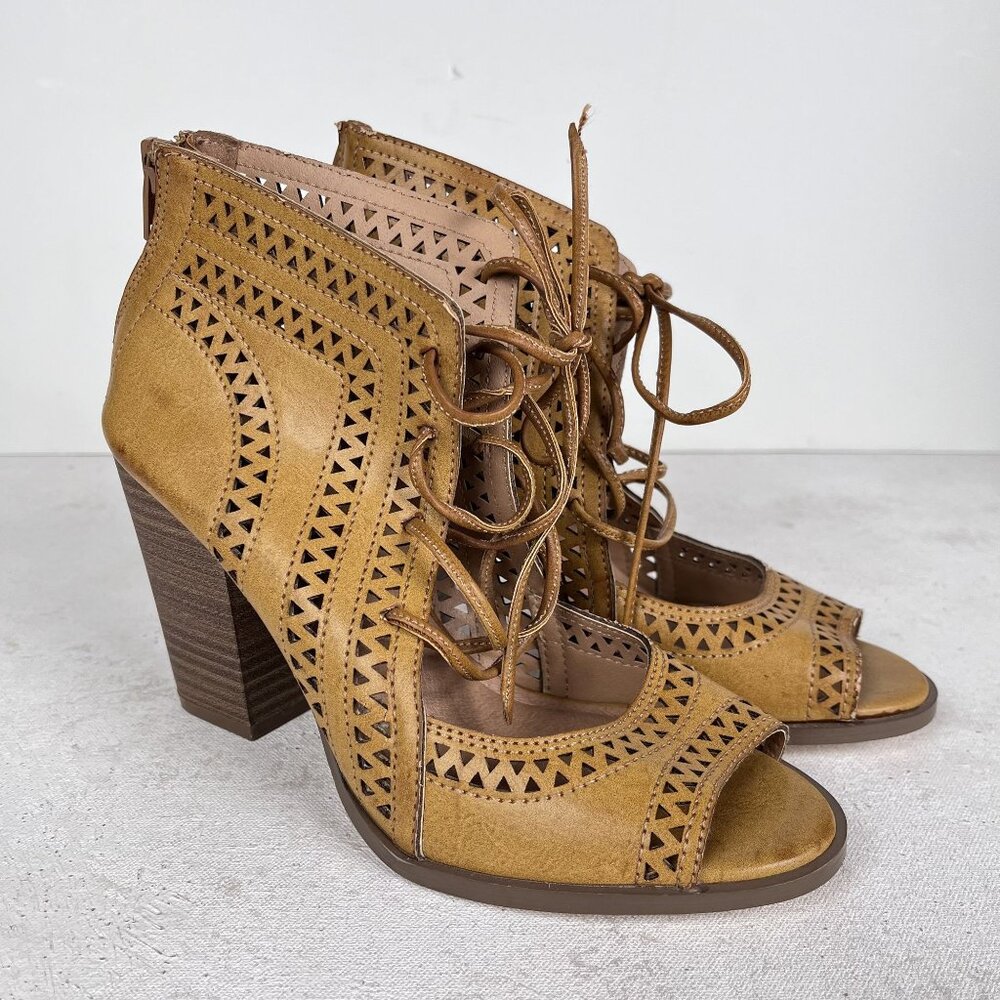 Altar'd States Lace Up Cage Booties Womens 6 On the Go Lace Up